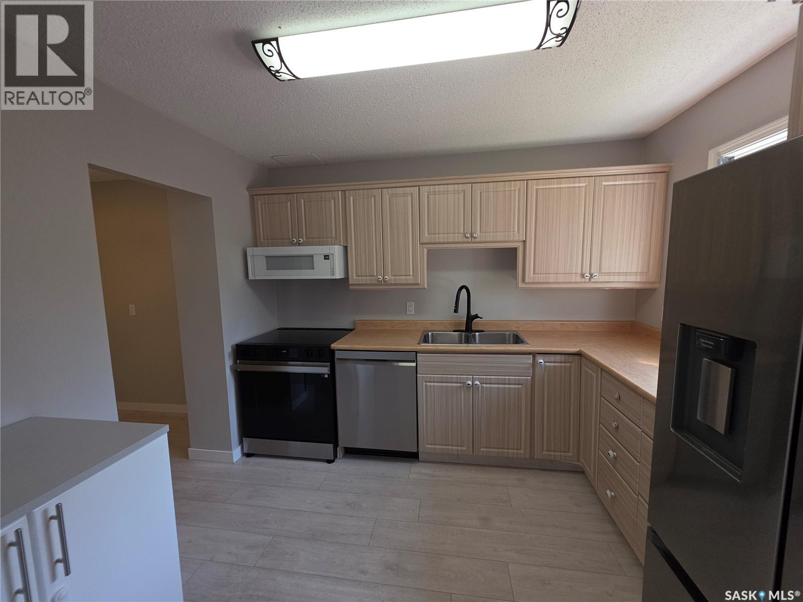 203 445 Pendygrasse Road, Saskatoon, Saskatchewan  S7M 5C1 - Photo 2 - SK046767