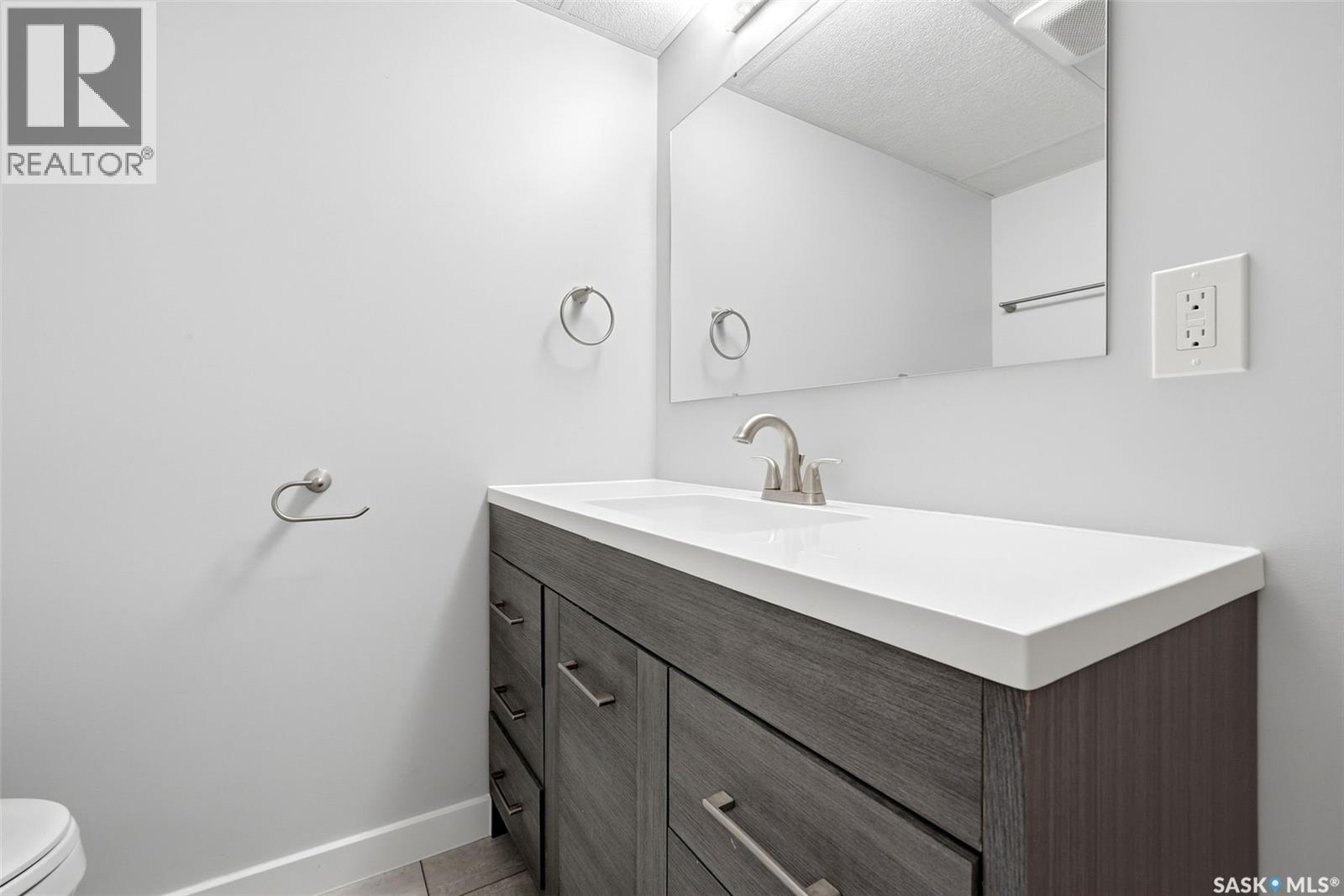 4008 Regina Avenue, Regina, Saskatchewan  S4S 0H9 - Photo 27 - SK046750