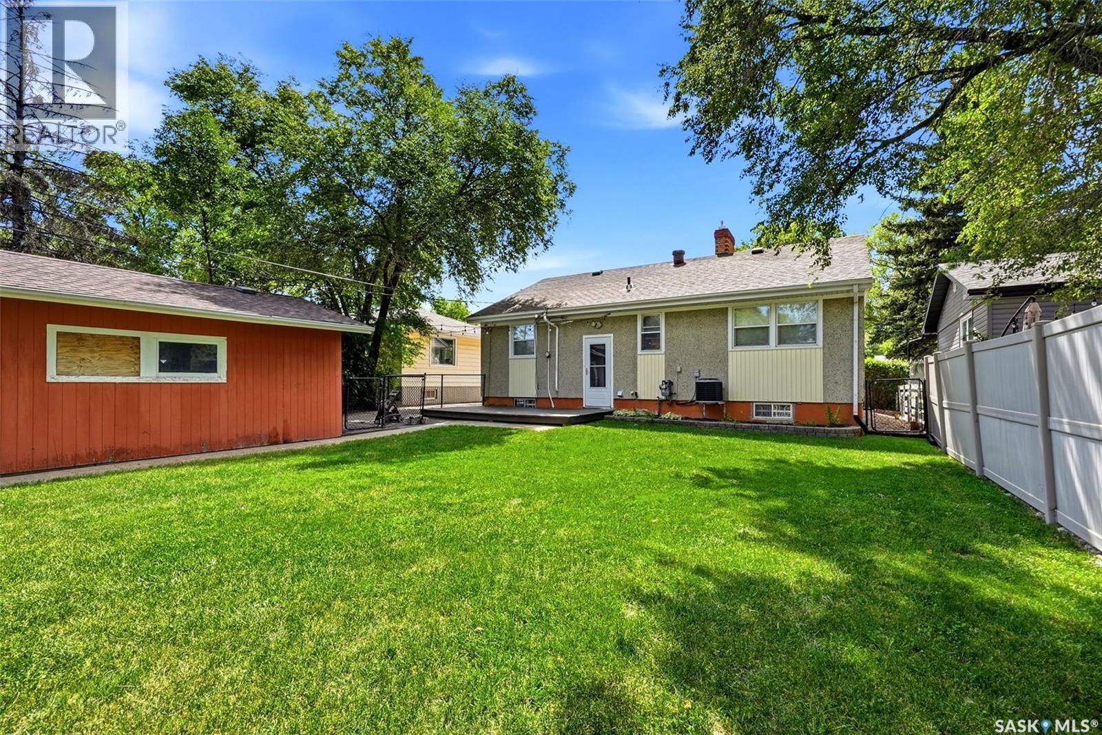 4008 Regina Avenue, Regina, Saskatchewan  S4S 0H9 - Photo 36 - SK046750