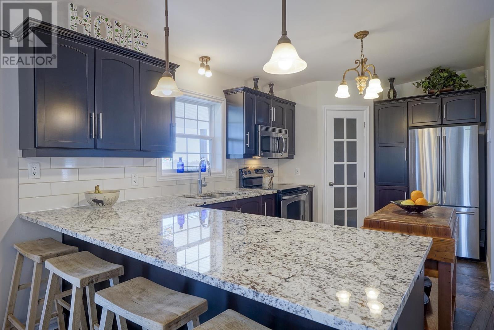 29 Macphee Avenue, Souris, Prince Edward Island  C0A 2B0 - Photo 11 - 202613517