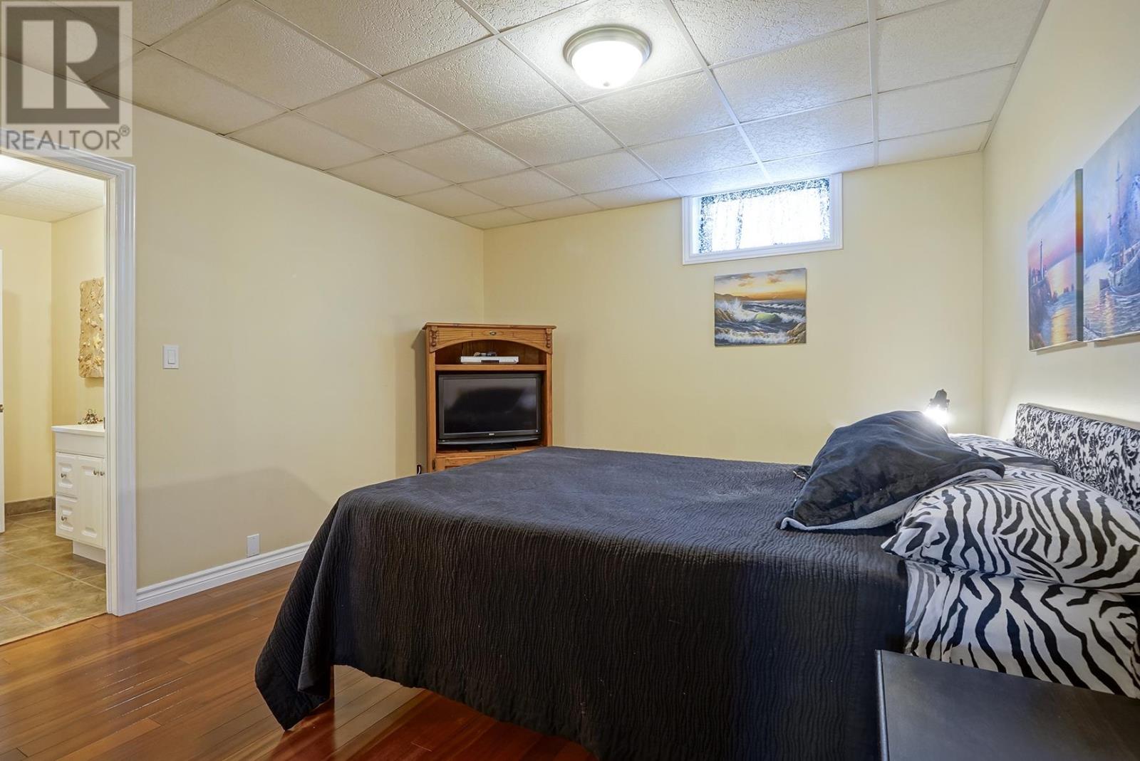 29 Macphee Avenue, Souris, Prince Edward Island  C0A 2B0 - Photo 34 - 202613517