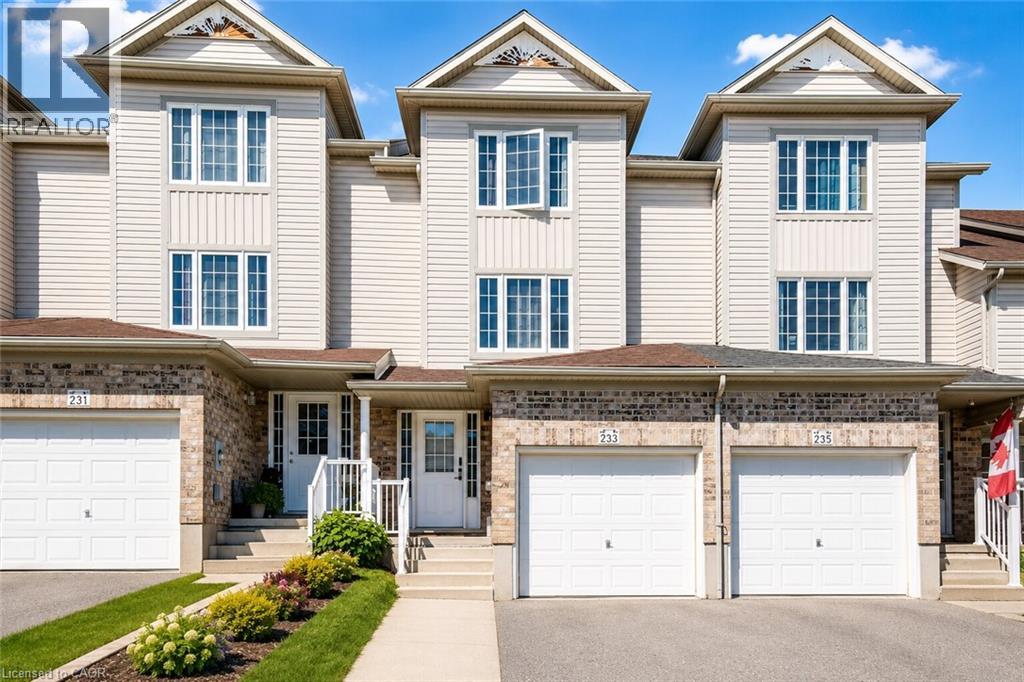 233 RED CLOVER Court, Kitchener, Ontario