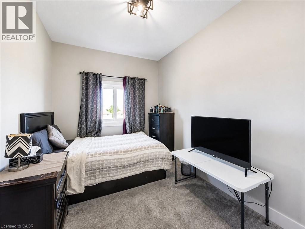 233 Red Clover Court, Kitchener, Ontario  N2E 4J5 - Photo 21 - 40855215