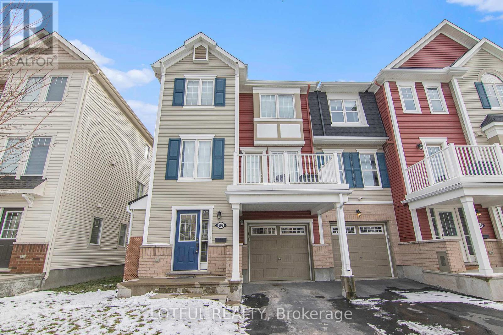 609 FOXLIGHT CIRCLE, Ottawa, Ontario