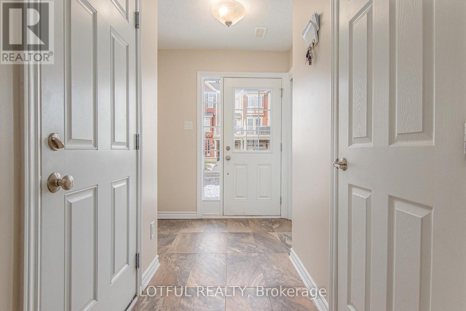 609 Foxlight Circle, Ottawa, Ontario  K2M 0L9 - Photo 3 - X13717664