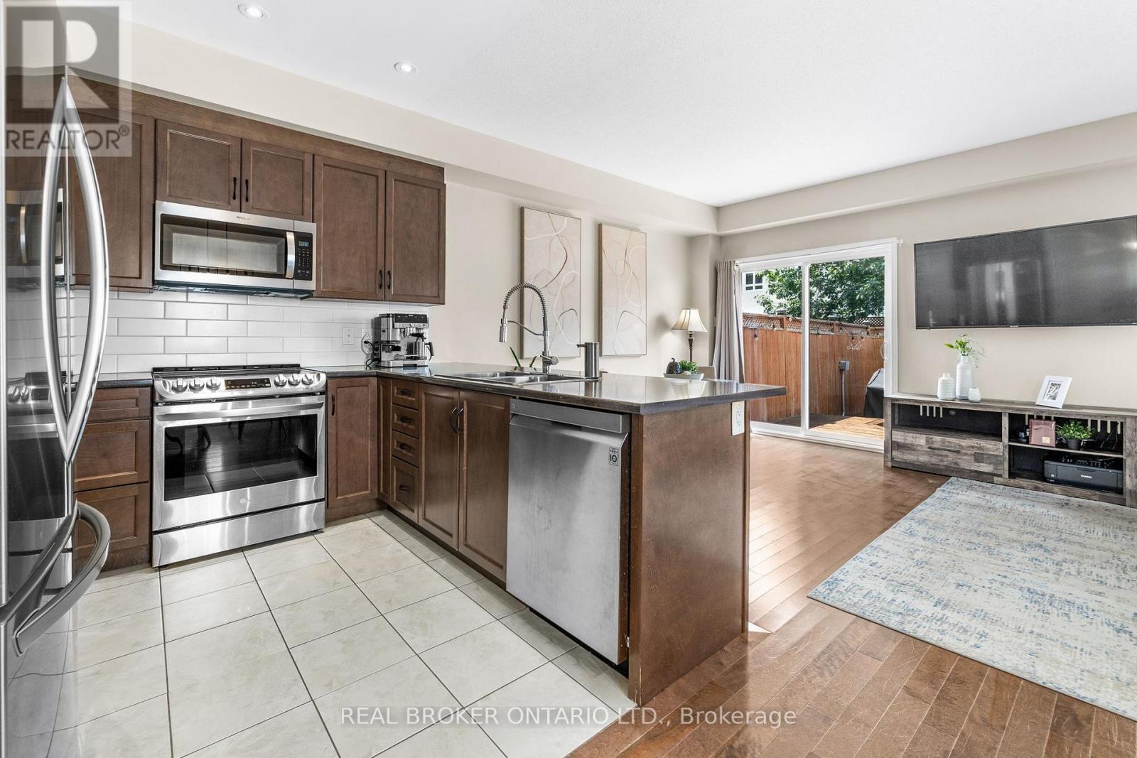 24 Hackberry Trail, Carleton Place, Ontario  K7C 0B1 - Photo 10 - X13717674