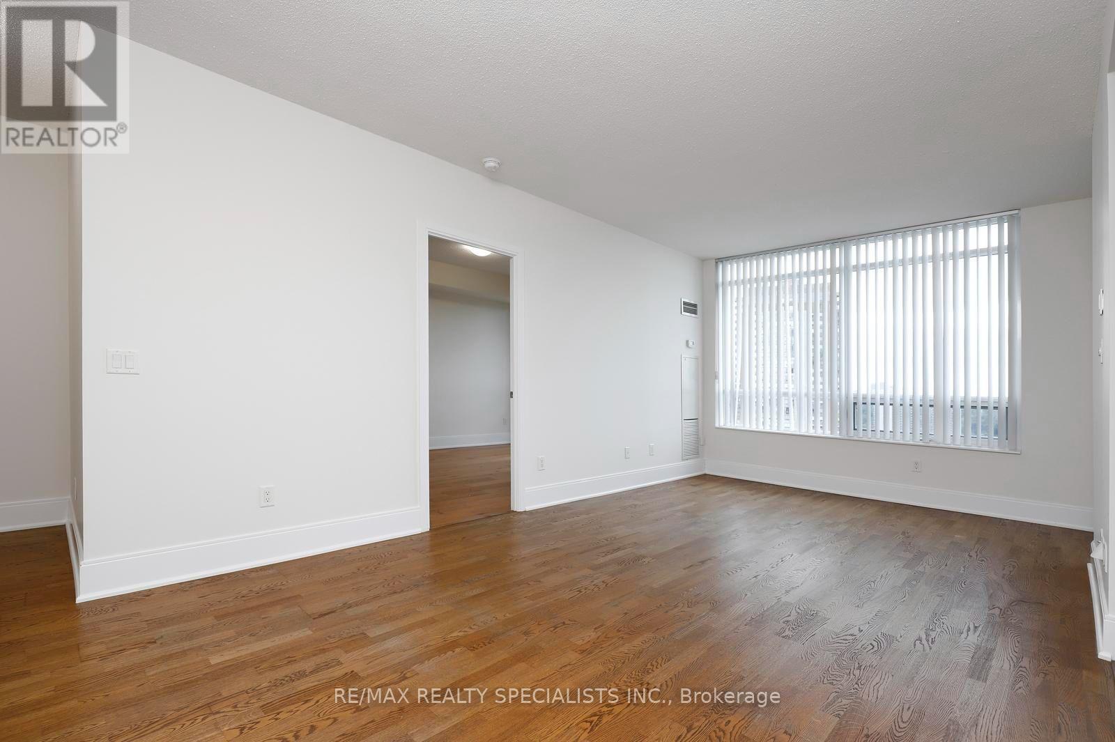 1404 - 181 Wynford Drive, Toronto, Ontario  M3C 0C6 - Photo 5 - C13717648