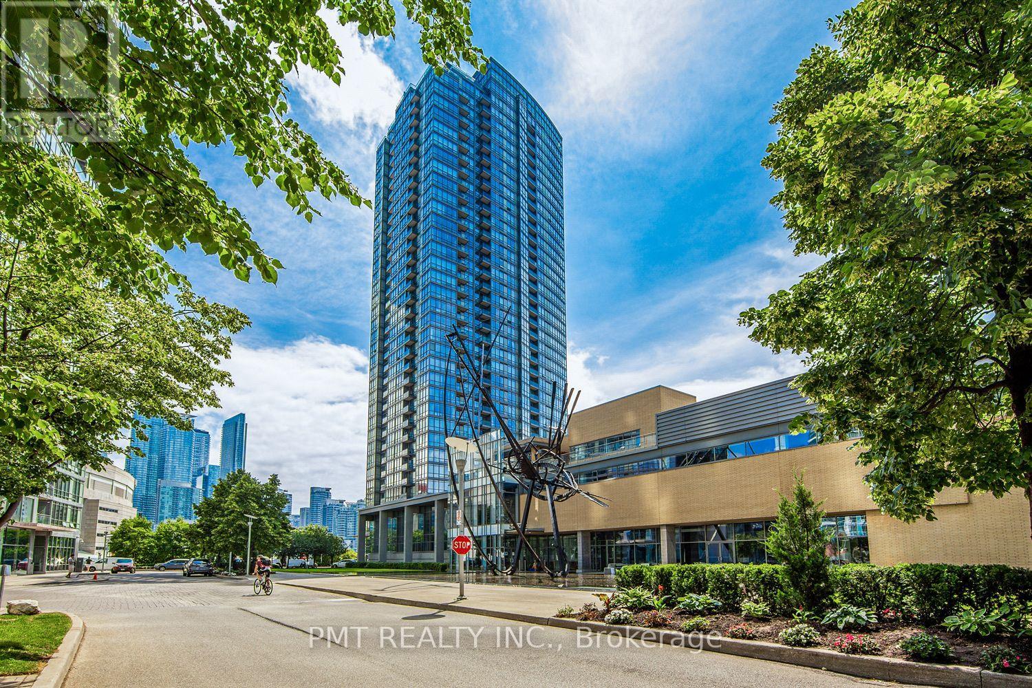 4003 - 5 MARINER TERRACE