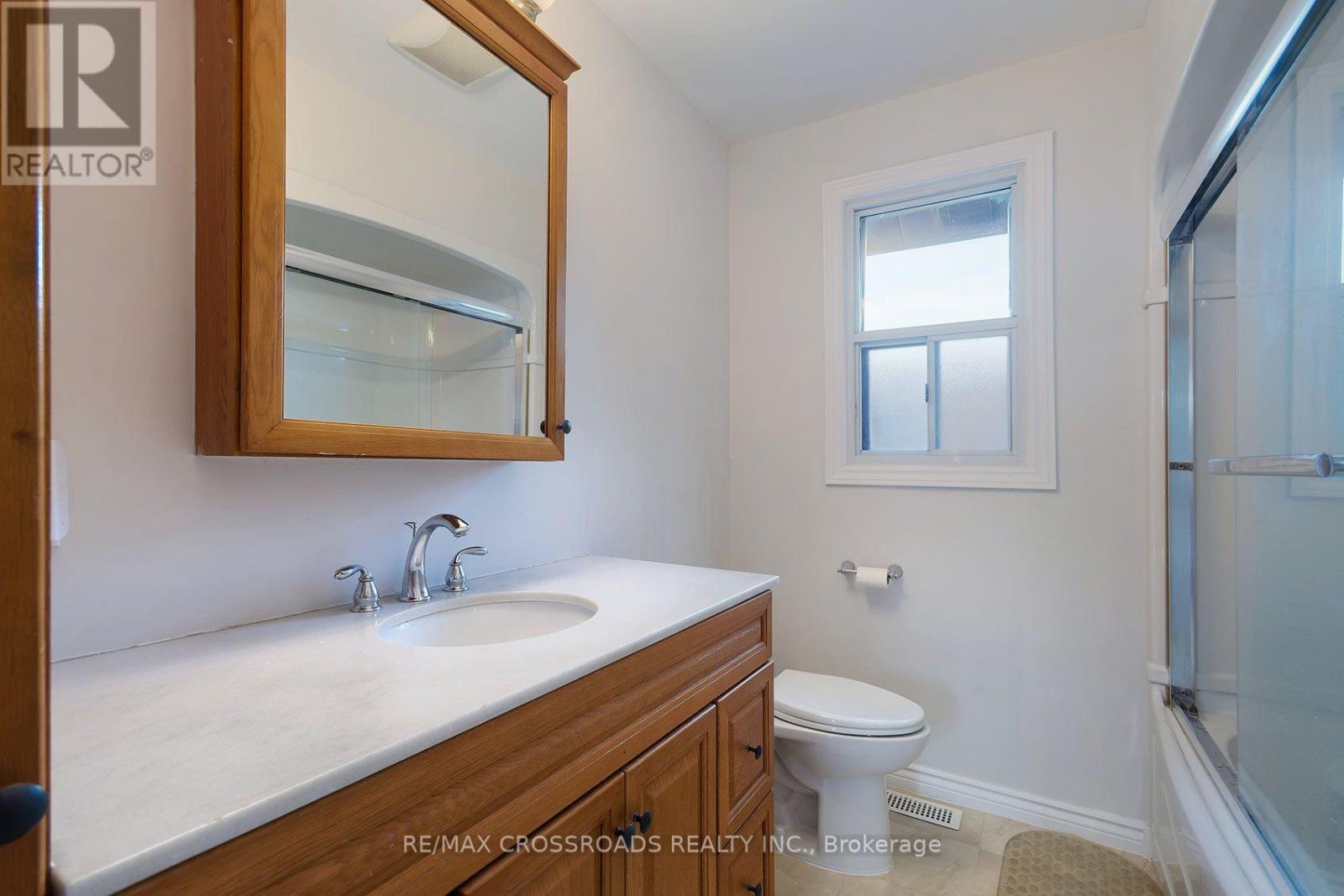 104 Haileybury Drive, Toronto, Ontario  M1K 4X5 - Photo 14 - E13717682