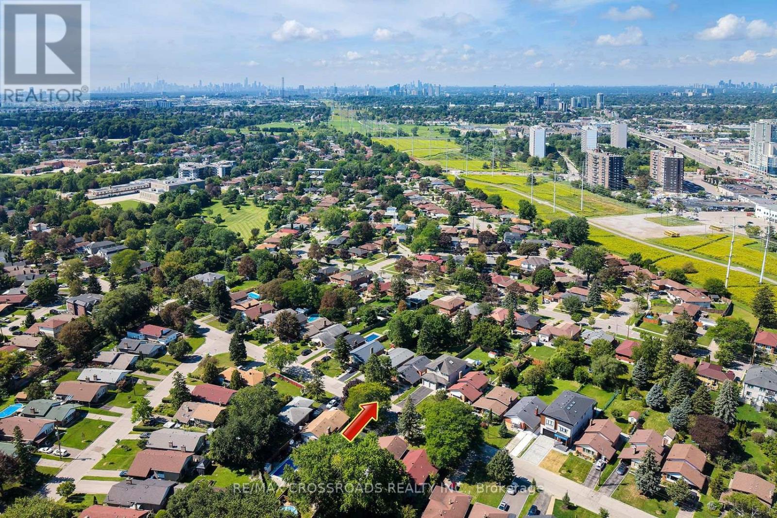 104 Haileybury Drive, Toronto, Ontario  M1K 4X5 - Photo 2 - E13717682