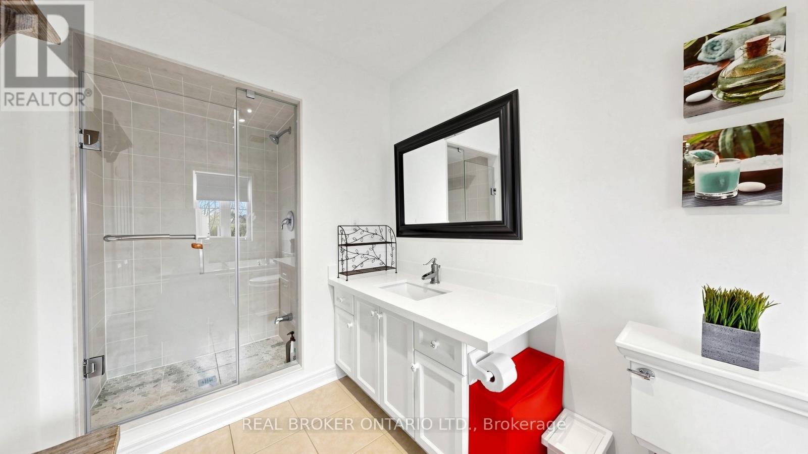 23 Piera Gardens, Markham, Ontario  L3R 5G8 - Photo 15 - N13717624