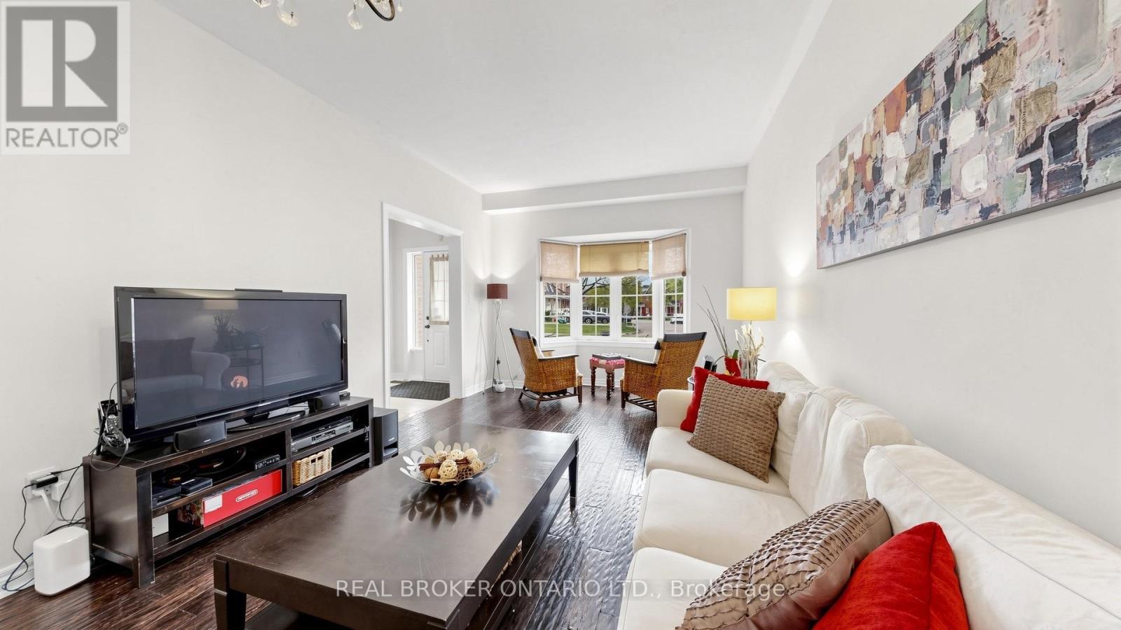 23 Piera Gardens, Markham, Ontario  L3R 5G8 - Photo 5 - N13717624