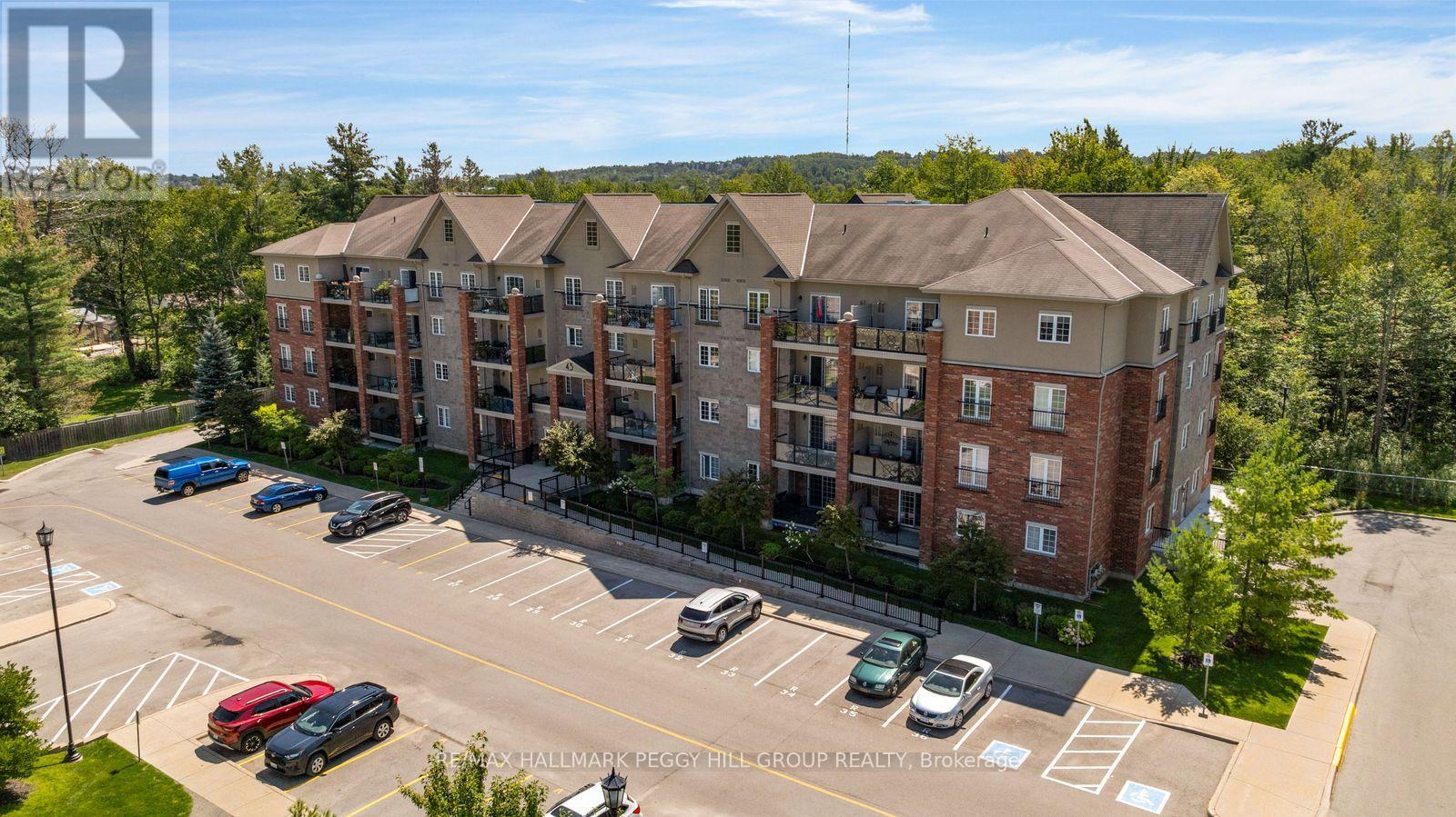 302 - 43 Ferndale Drive S, Barrie, Ontario L4N 5W6 - Photo 2 - S13717628