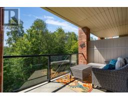 302 - 43 FERNDALE DRIVE S, Barrie, Ontario
