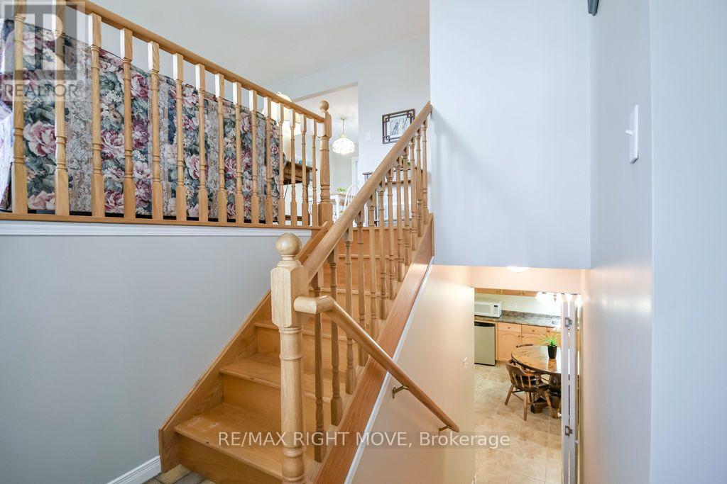 28 Jordon Crescent, Orillia, Ontario  L3V 8A9 - Photo 5 - S13717640