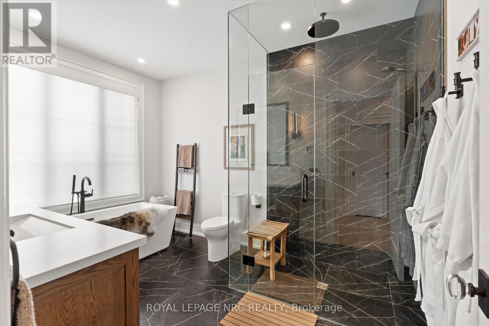 1 Briarfield Crescent, St. Catharines, Ontario  L2T 3T4 - Photo 21 - X13710092