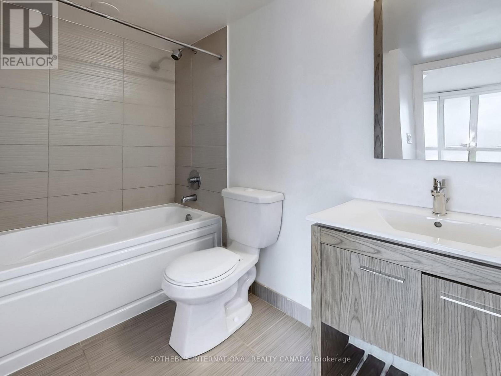 1018 - 80 Esther Lorrie Drive, Toronto, Ontario  M9W 0C6 - Photo 24 - W13717616