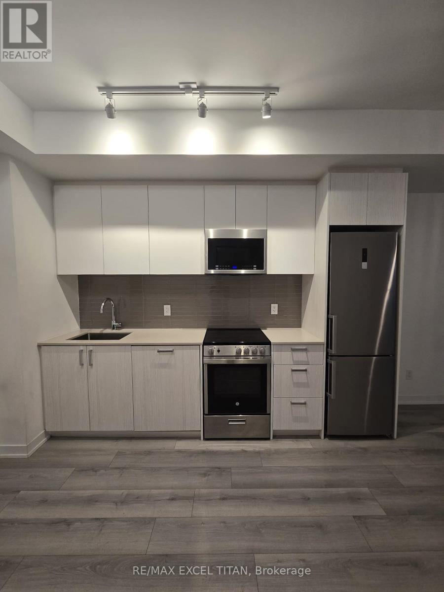 508 - 1787 St Clair Avenue W, Toronto, Ontario  M6N 0B7 - Photo 2 - W13717622