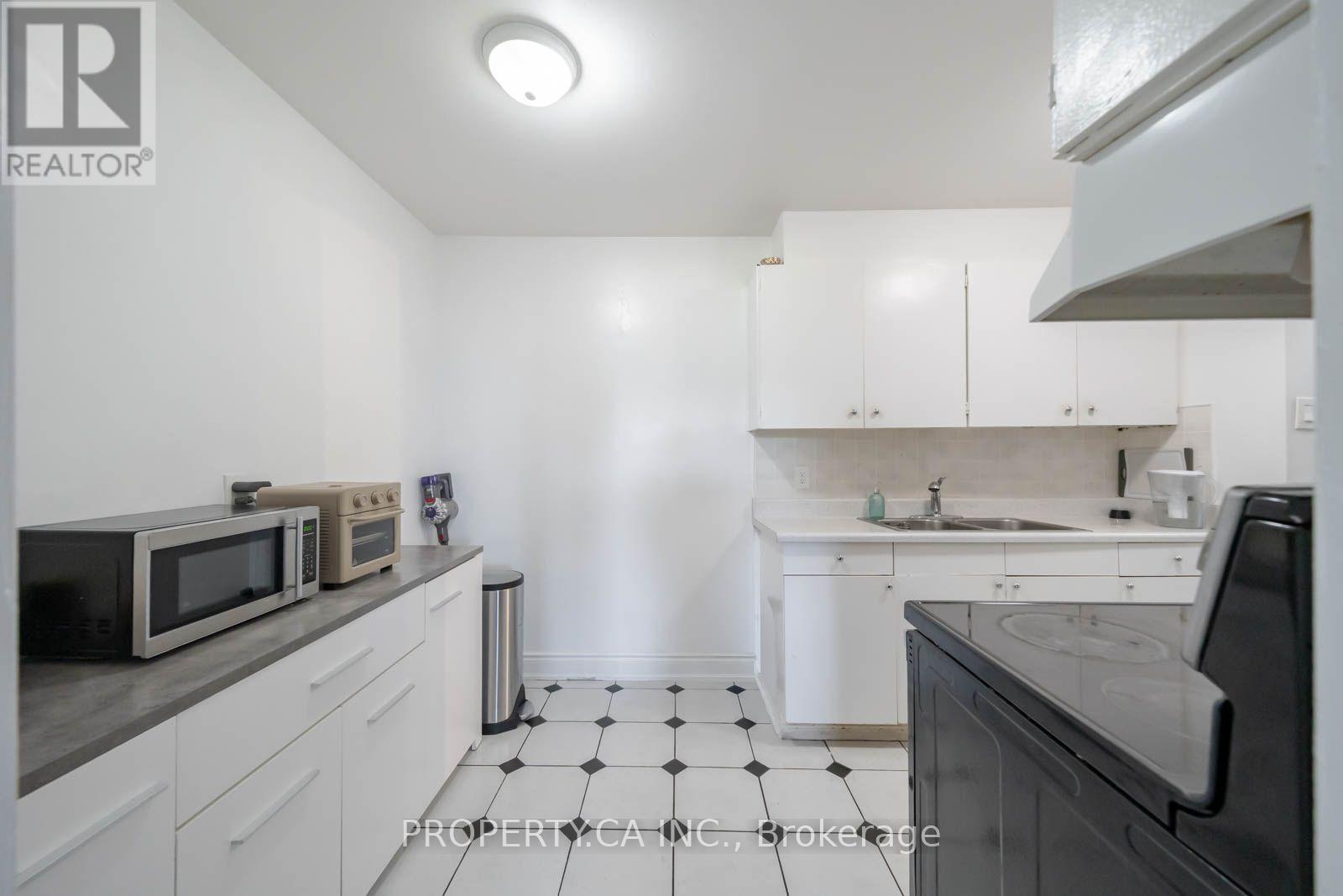 107 - 2835 Islington Avenue, Toronto, Ontario  M9L 2K2 - Photo 12 - W13717656