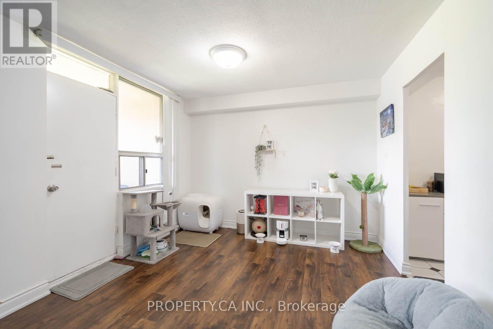 107 - 2835 Islington Avenue, Toronto, Ontario  M9L 2K2 - Photo 8 - W13717656