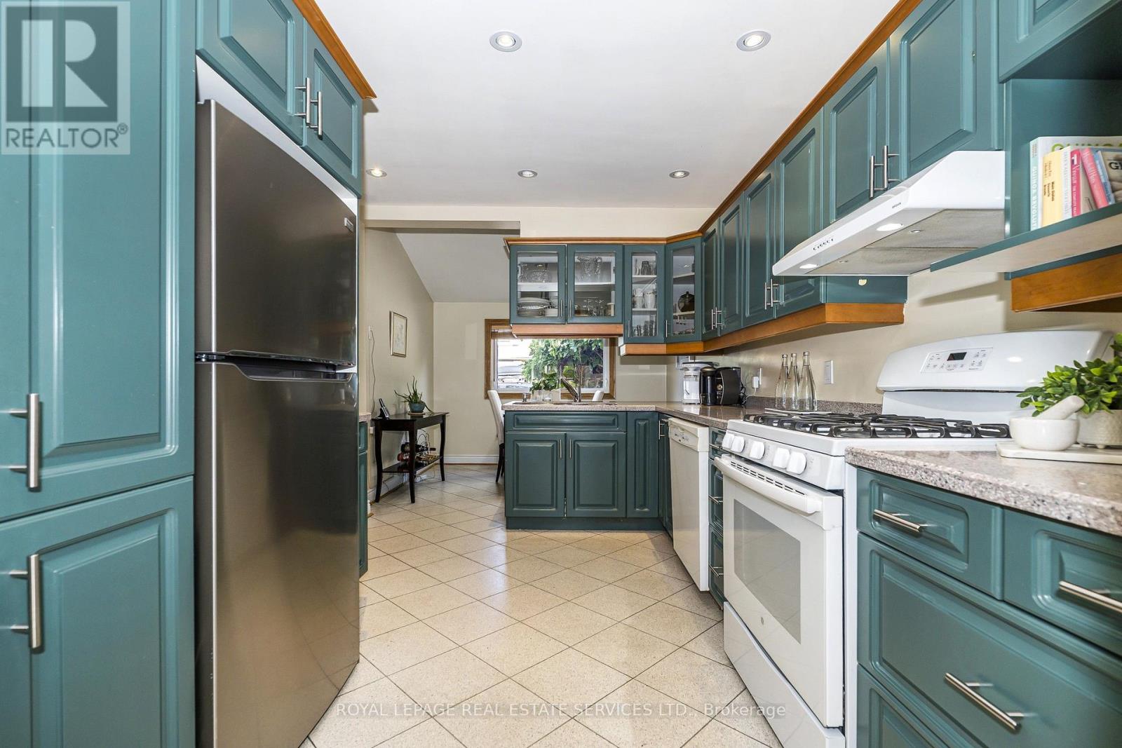 3 - 336 Queen Street S, Mississauga, Ontario L5M 1M2 - Photo 5 - W13717658