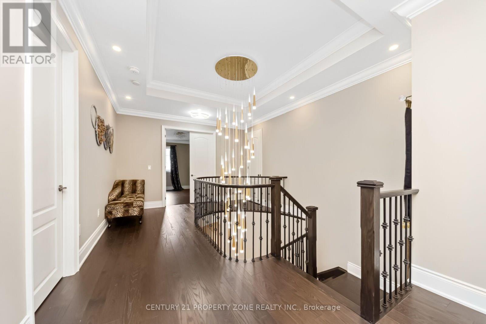 8 Adrian Crescent, Brampton, Ontario  L6X 5M6 - Photo 23 - W13717668