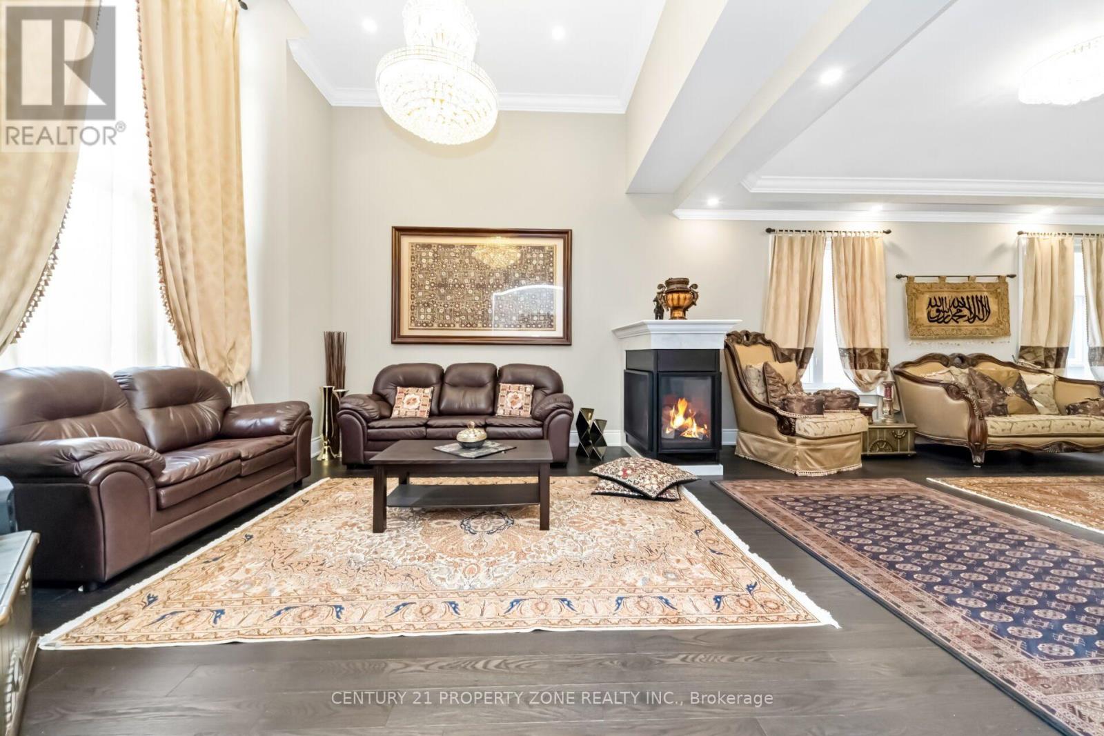 8 Adrian Crescent, Brampton, Ontario  L6X 5M6 - Photo 9 - W13717668