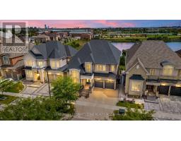 8 ADRIAN CRESCENT, Brampton, Ontario