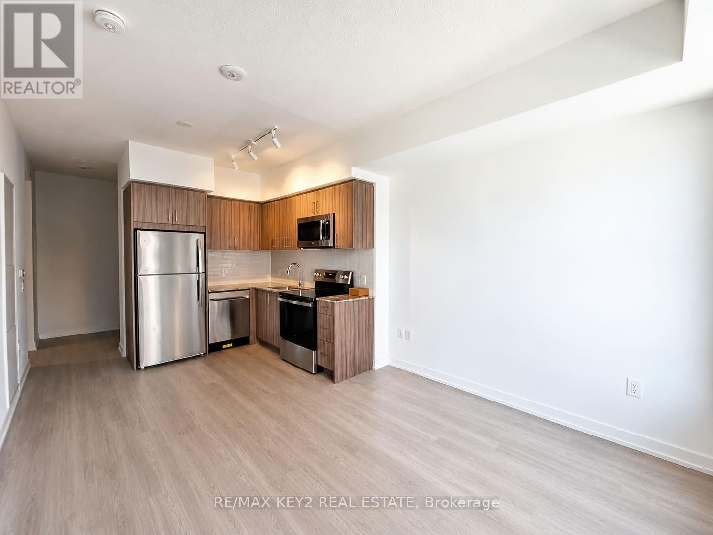 1712 - 4010 Eglinton Avenue W, Toronto, Ontario  M9A 0G5 - Photo 3 - W13717680