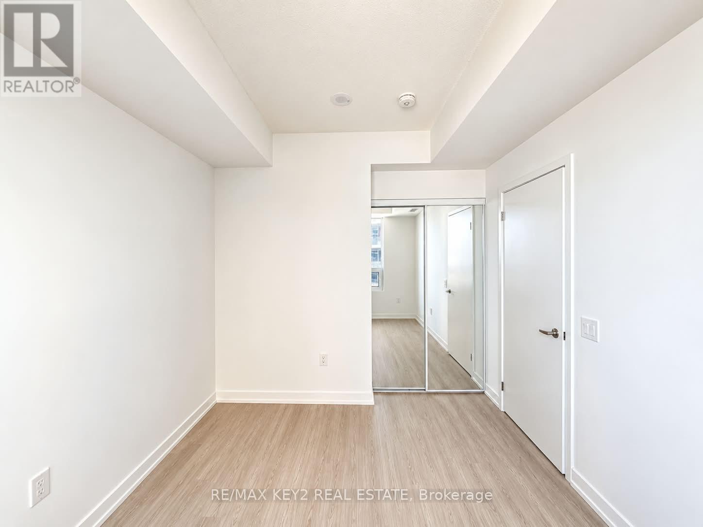 1712 - 4010 Eglinton Avenue W, Toronto, Ontario  M9A 0G5 - Photo 4 - W13717680