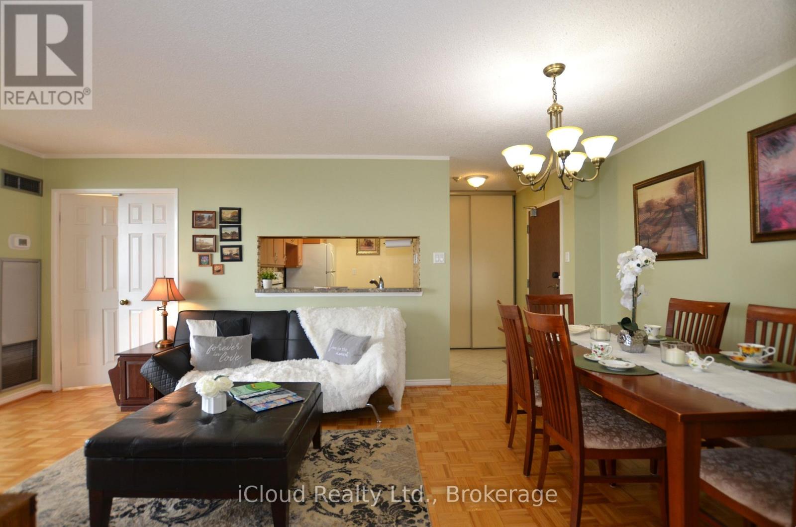 915 - 50 Kingsbridge Garden Circle, Mississauga, Ontario  L5R 1Y2 - Photo 2 - W13717694
