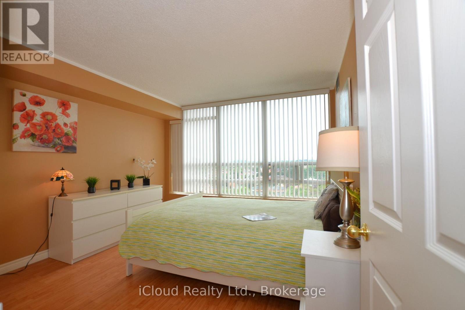 915 - 50 Kingsbridge Garden Circle, Mississauga, Ontario  L5R 1Y2 - Photo 32 - W13717694