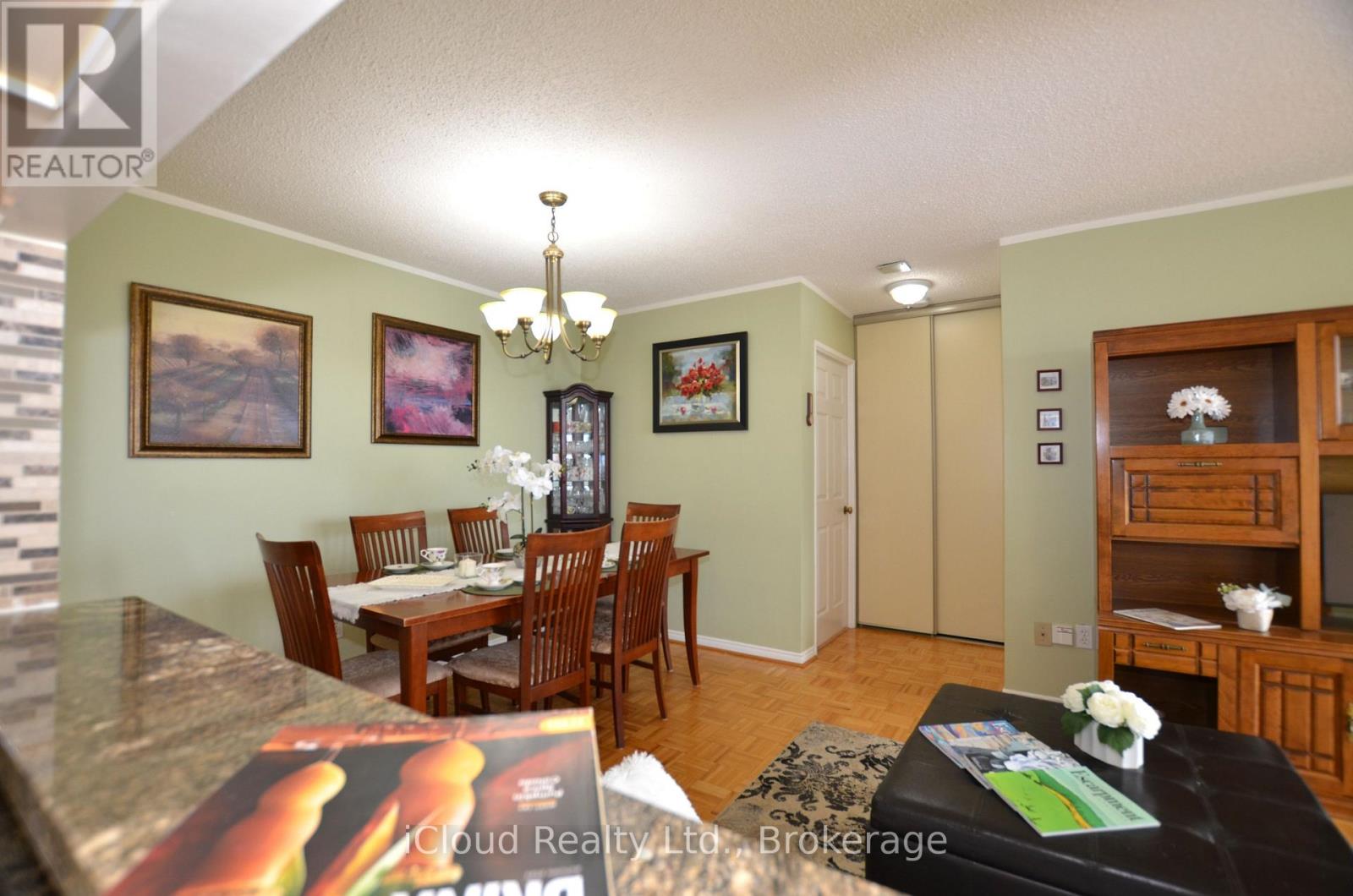 915 - 50 Kingsbridge Garden Circle, Mississauga, Ontario  L5R 1Y2 - Photo 7 - W13717694