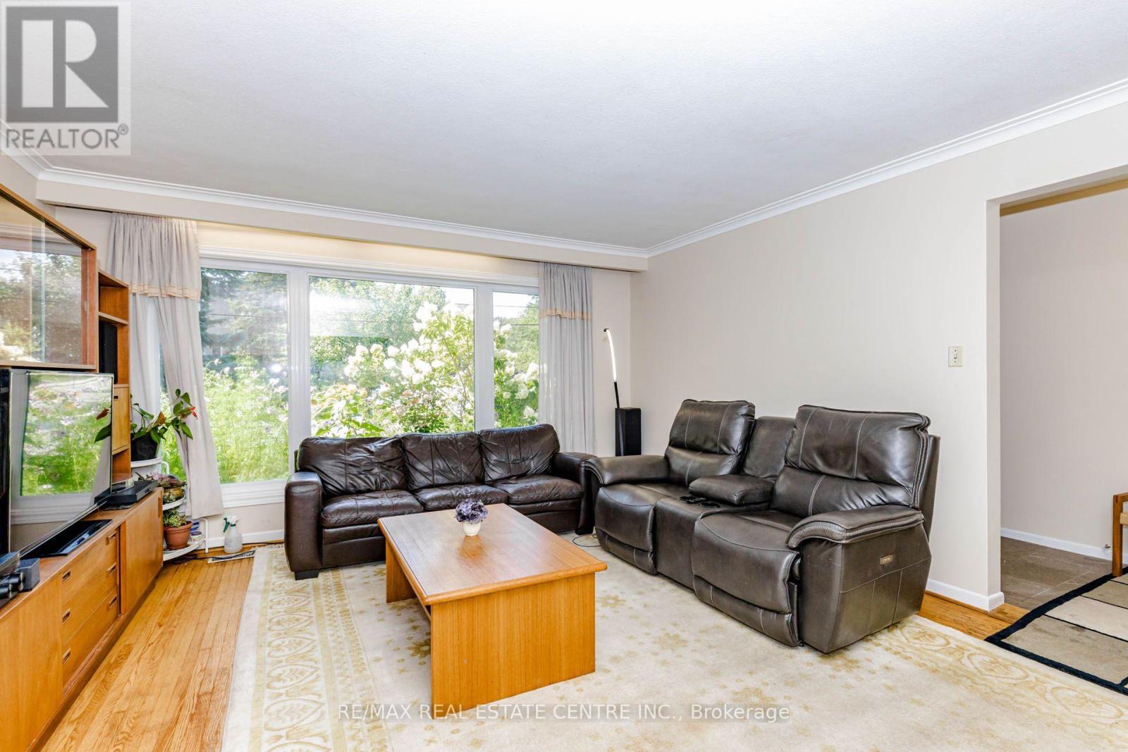 85 Snowcrest Avenue, Toronto, Ontario  M2K 2K9 - Photo 12 - C13717558