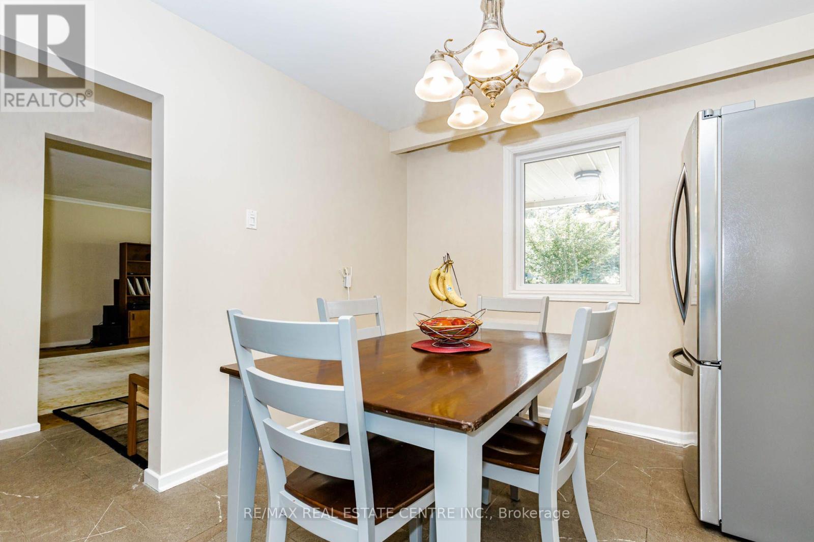 85 Snowcrest Avenue, Toronto, Ontario  M2K 2K9 - Photo 17 - C13717558