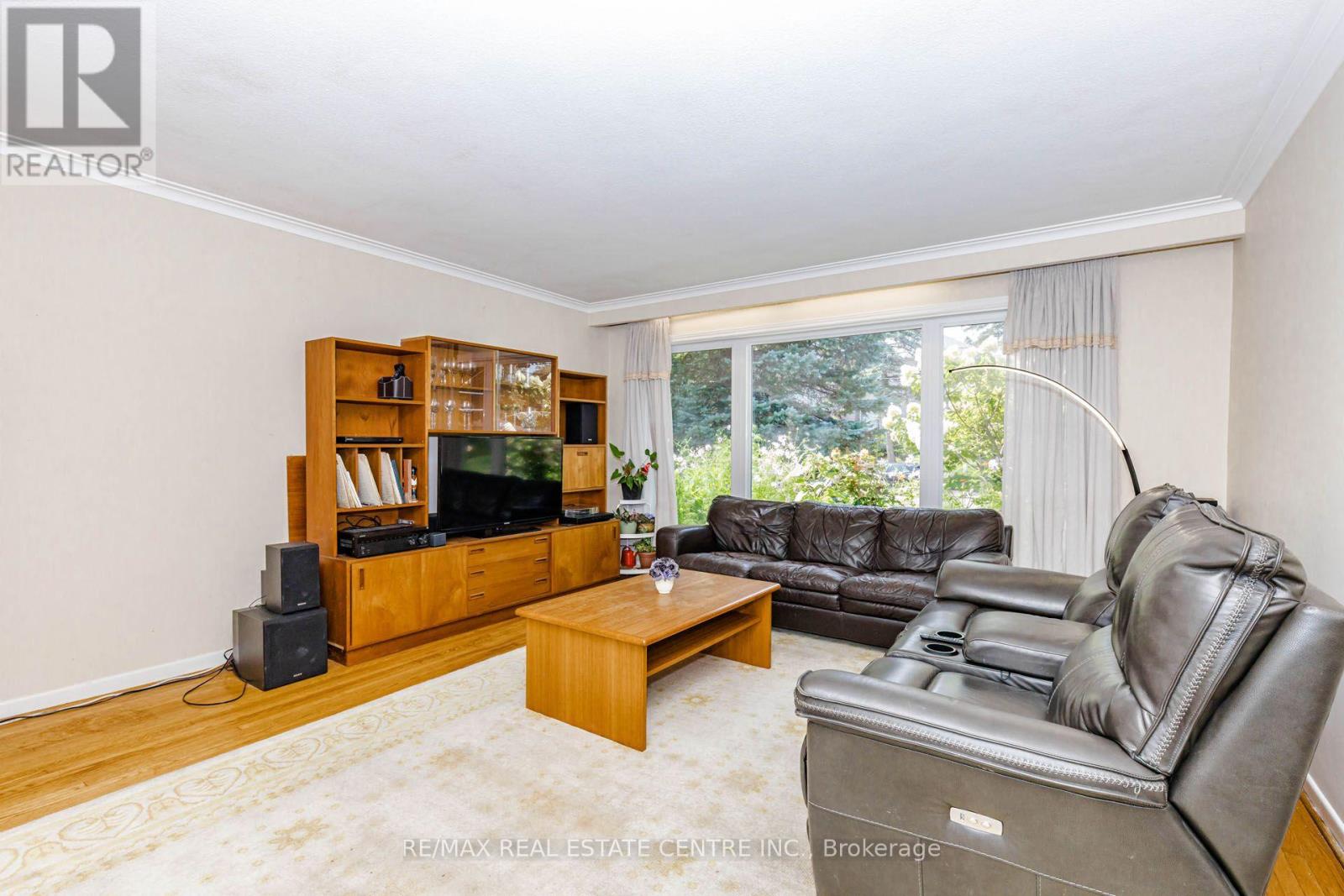 85 Snowcrest Avenue, Toronto, Ontario  M2K 2K9 - Photo 11 - C13717558