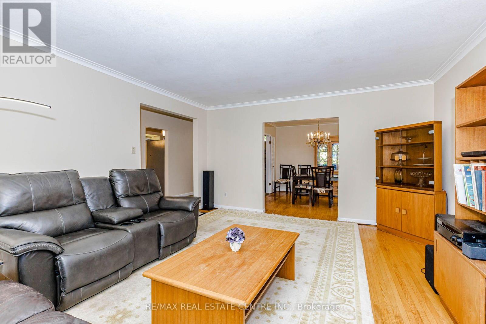 85 Snowcrest Avenue, Toronto, Ontario  M2K 2K9 - Photo 13 - C13717558