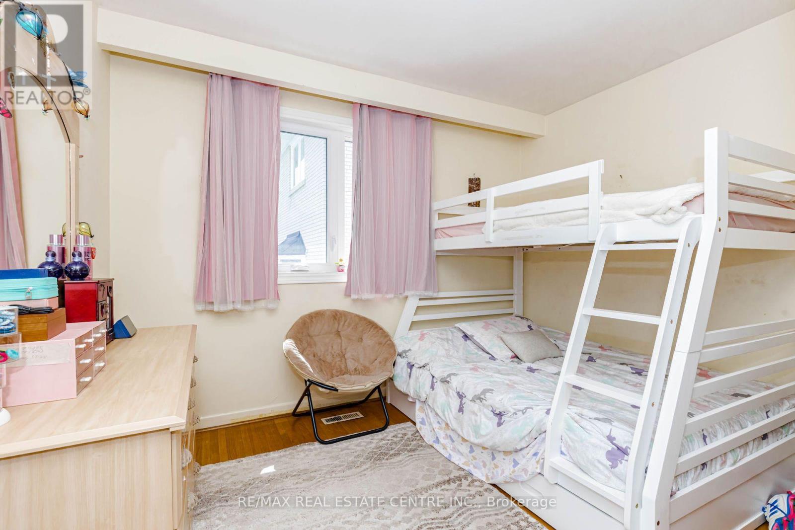 85 Snowcrest Avenue, Toronto, Ontario  M2K 2K9 - Photo 32 - C13717558