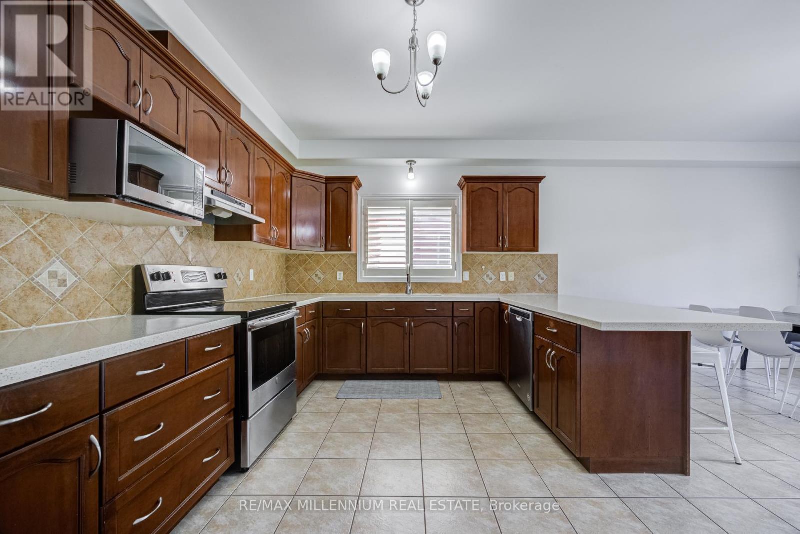 96 Windwood Drive, Hamilton, Ontario L0R 1C0 - Photo 11 - X13717740