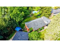 4 MAYFAIR COURT, Hamilton, Ontario