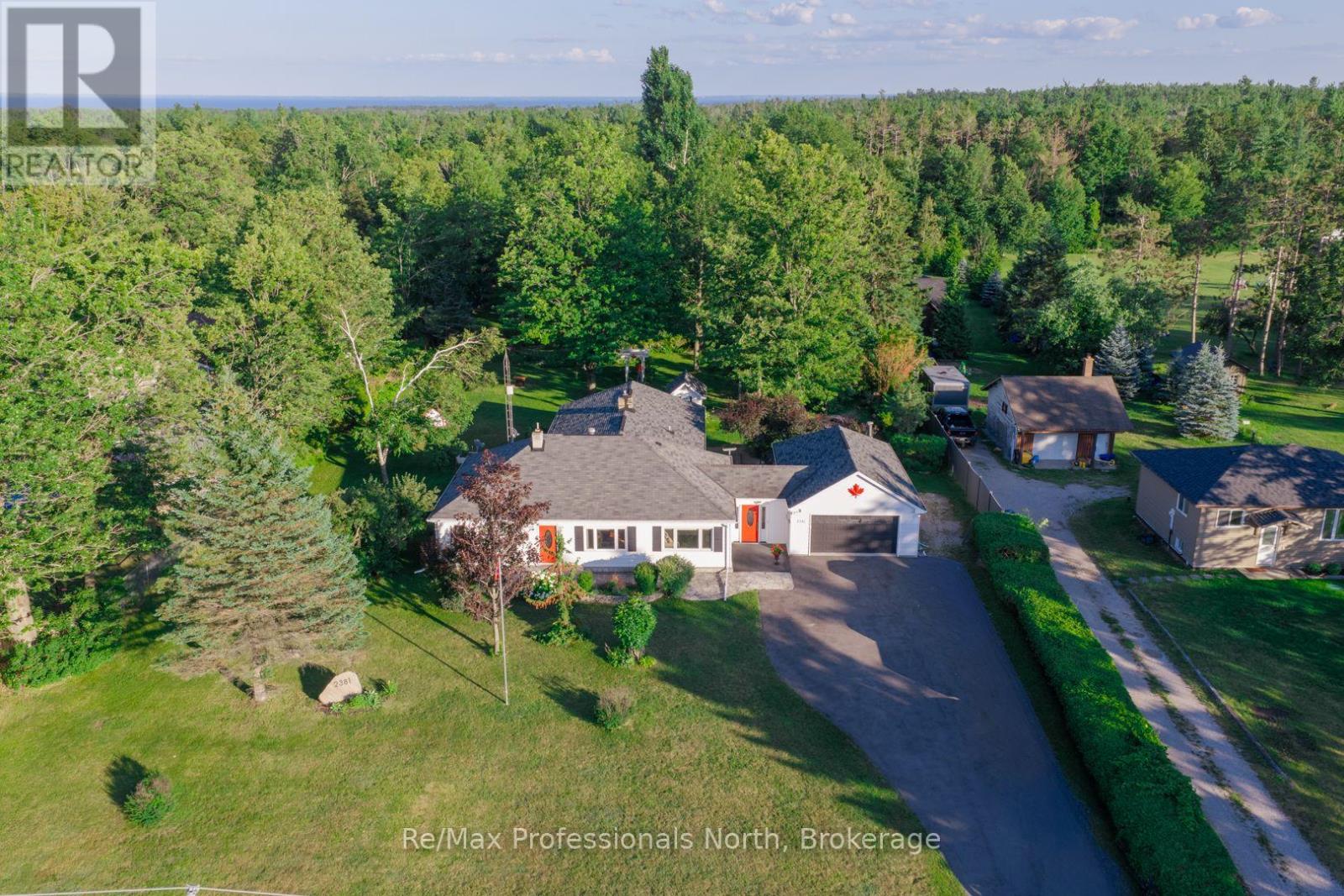 2381 11 Highway, Oro-Medonte, Ontario  L0L 2E0 - Photo 47 - S13611554