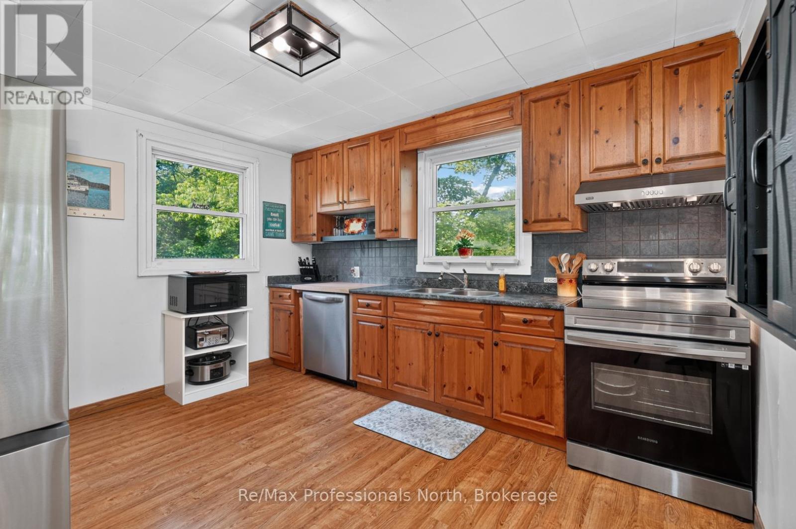 1020 Rosseau Lake Road 1, Muskoka Lakes, Ontario  P0B 1P0 - Photo 9 - X13592030