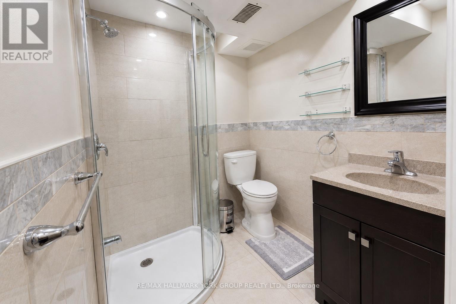 33 Deerwood Crescent, Richmond Hill, Ontario L4E 3V4 - Photo 14 - N13717324