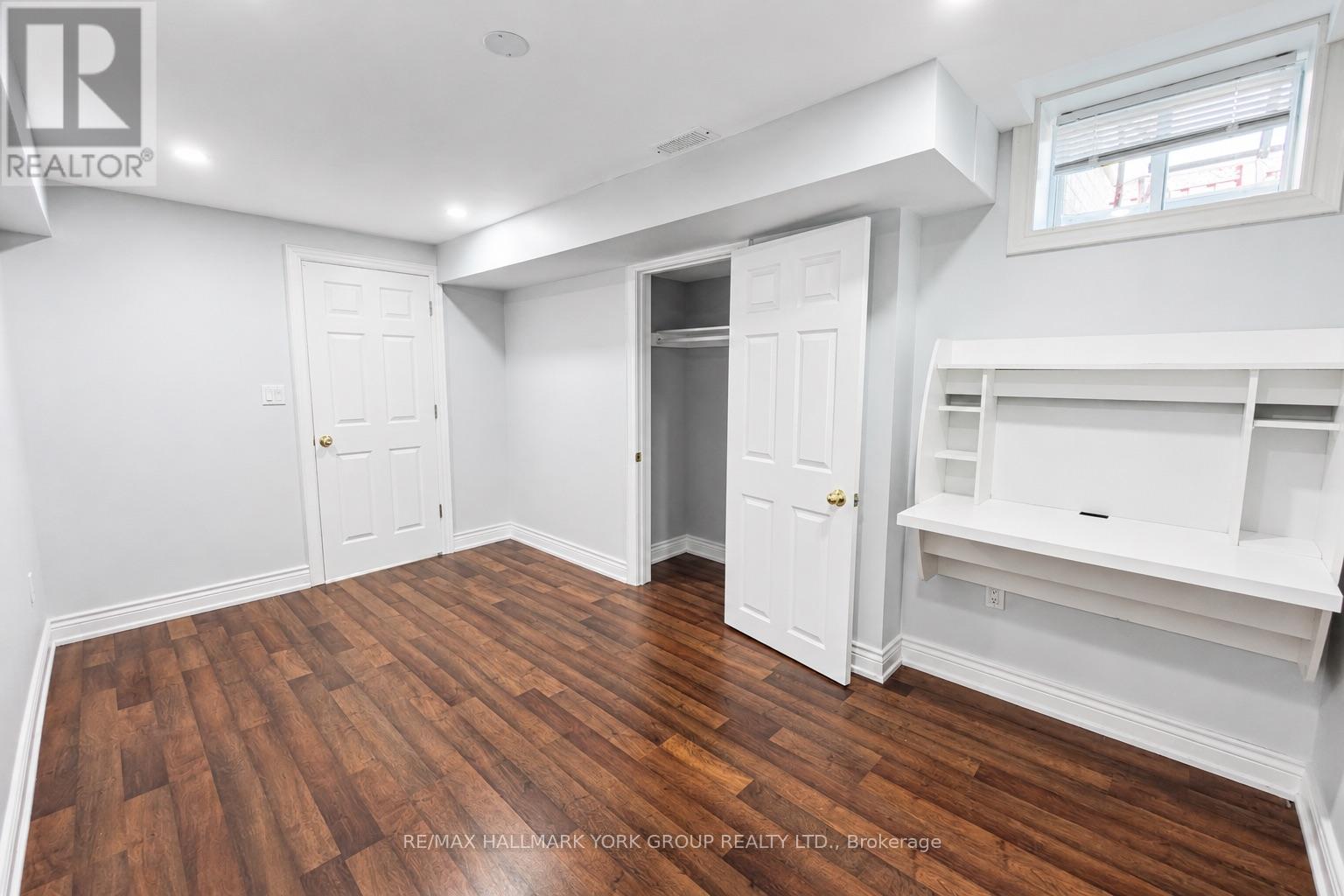 33 Deerwood Crescent, Richmond Hill, Ontario L4E 3V4 - Photo 8 - N13717324