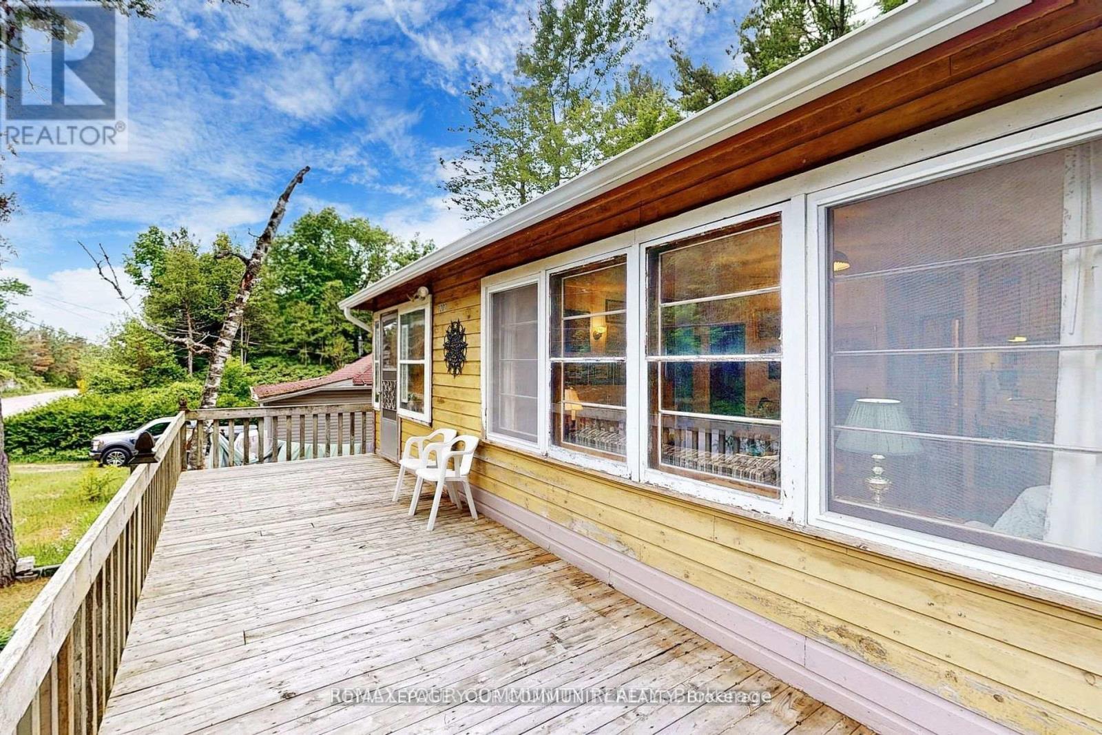 1207 Tiny Beaches Road S, Tiny, Ontario L0L 2T0 - Photo 5 - S13138420