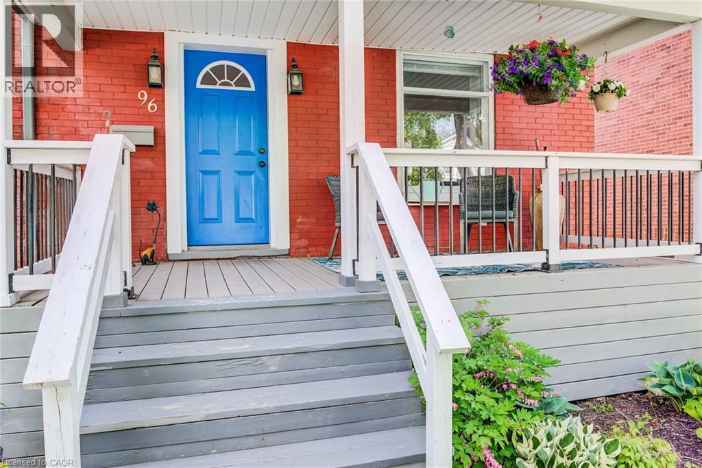 96 Home Street, Stratford, Ontario  N5A 1Z7 - Photo 2 - 40823131