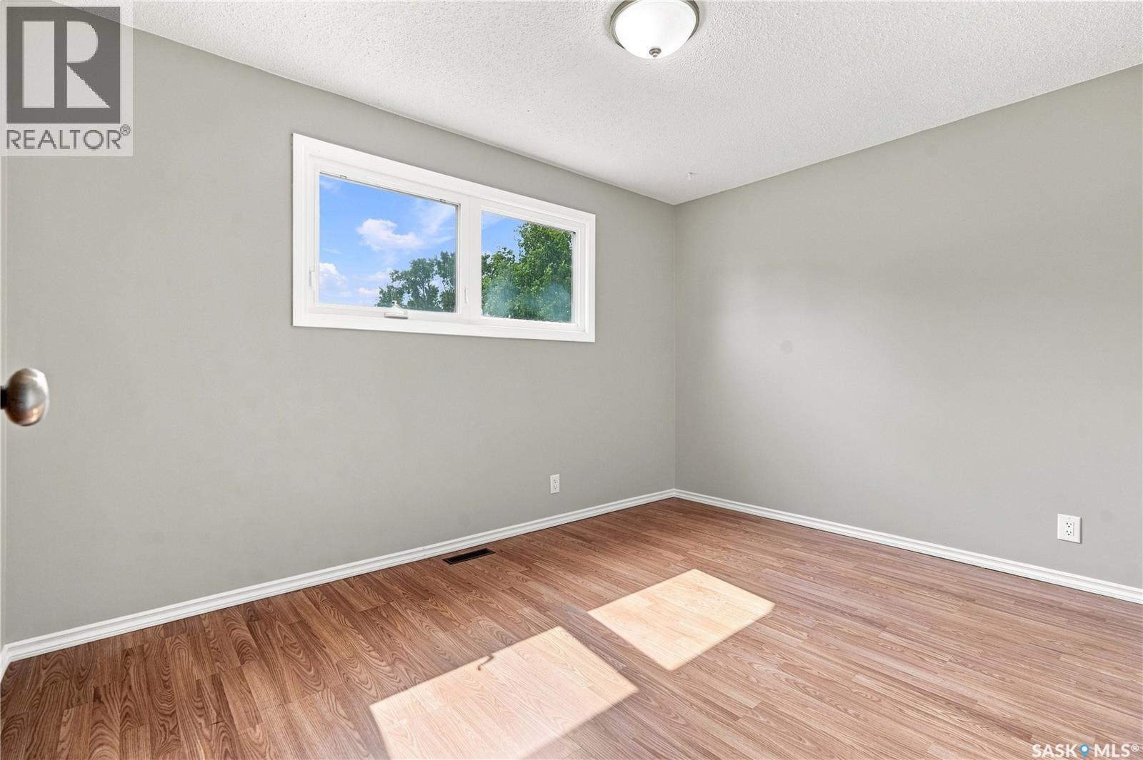 790 13th Avenue Sw, Moose Jaw, Saskatchewan  S6H 6H6 - Photo 25 - SK046758