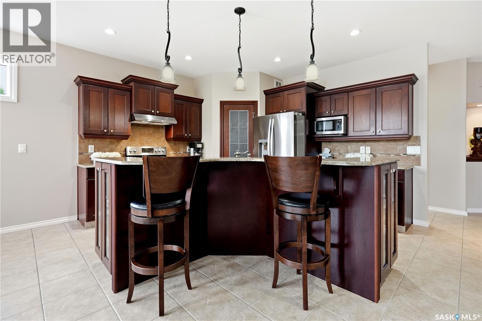 6178 Wascana Court Way, Regina, Saskatchewan  S4V 3E8 - Photo 8 - SK046717
