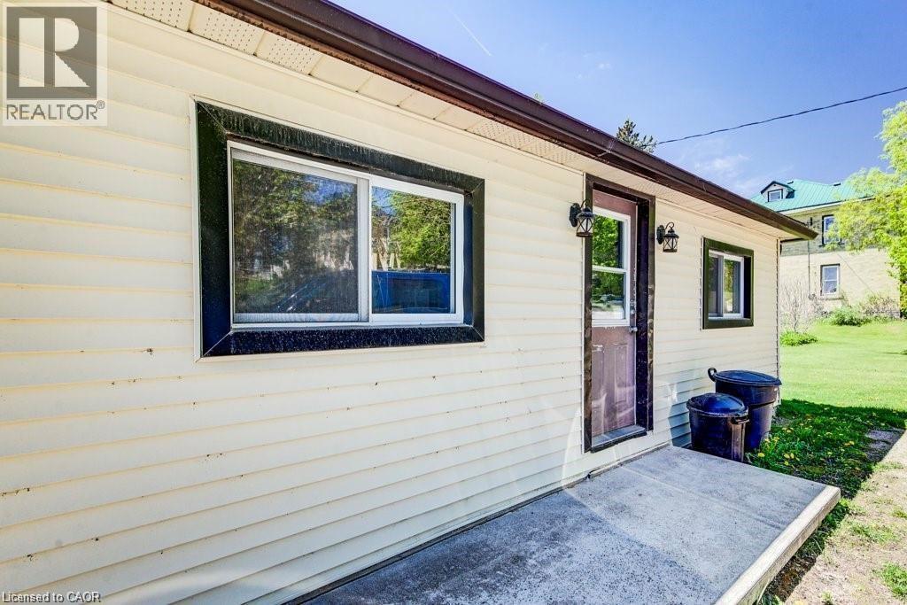 21 Main Street W, Drayton, Ontario  N0G 1P0 - Photo 3 - 40841247
