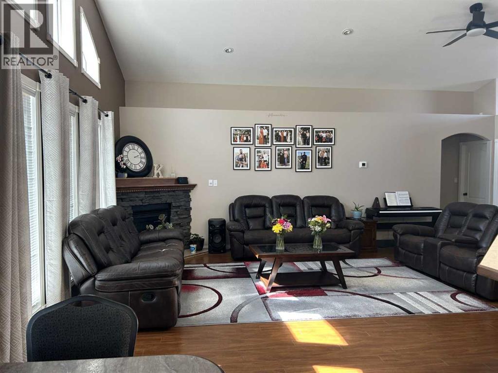 173 Westview Crescent, Bow Island, Alberta  T0K 0G0 - Photo 18 - A2339661